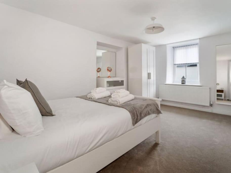 Characterful 3 Bedroom Holiday home Aberystwyth